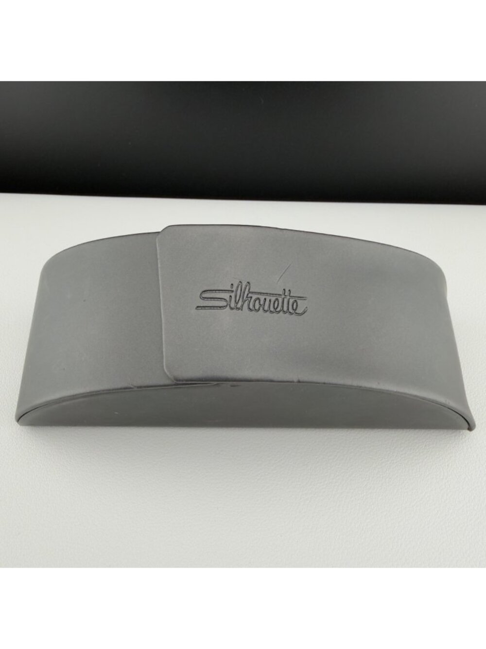 Silhouette Eyeglasses Case Hard Shell Gray Felt Lined Storage